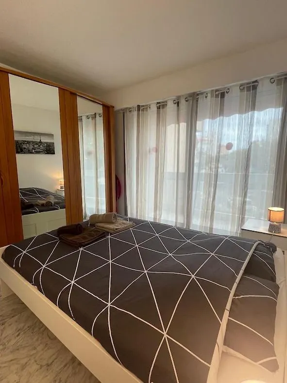 Juan Les Pins, T2 Cosy Et Confortable, Avec Parking En Sous-Sol, Proche Plages Et Commerces Antibes Apartment
